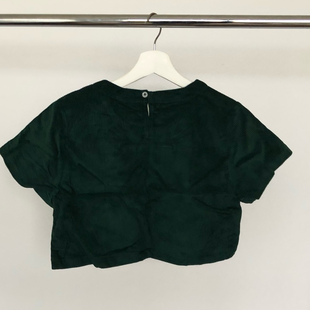 Crop top - Picture 2 of 2